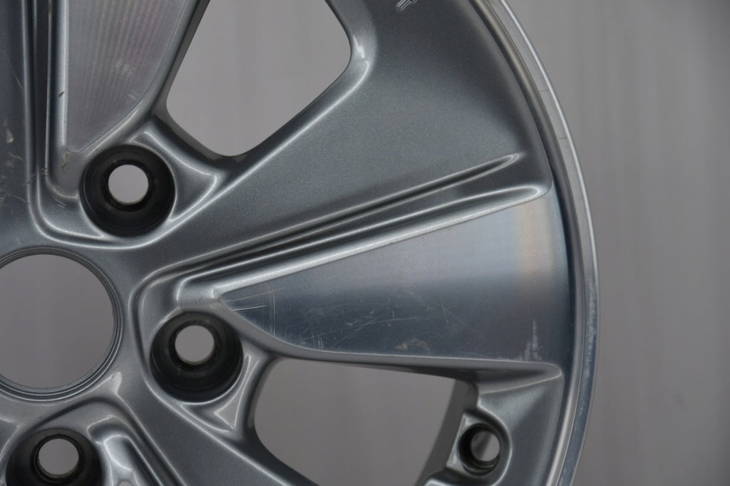 1x Alufelge 15 Zoll 6.0" 5x114.3 45ET Glanz Silber Nissan 1 Rim Wheel FEL1625098695xy