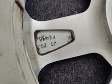 Load image into Gallery viewer, 1x Alufelge 17 Zoll 7.0" 5x114.3 45ET Glanz Silber Toyota Rav 4 Rim Wheel FEL7863039936ow