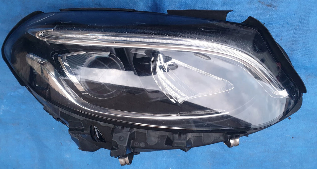 Frontscheinwerfer Mercedes-Benz W246 A2469066201 030129523205 Rechts Headlight