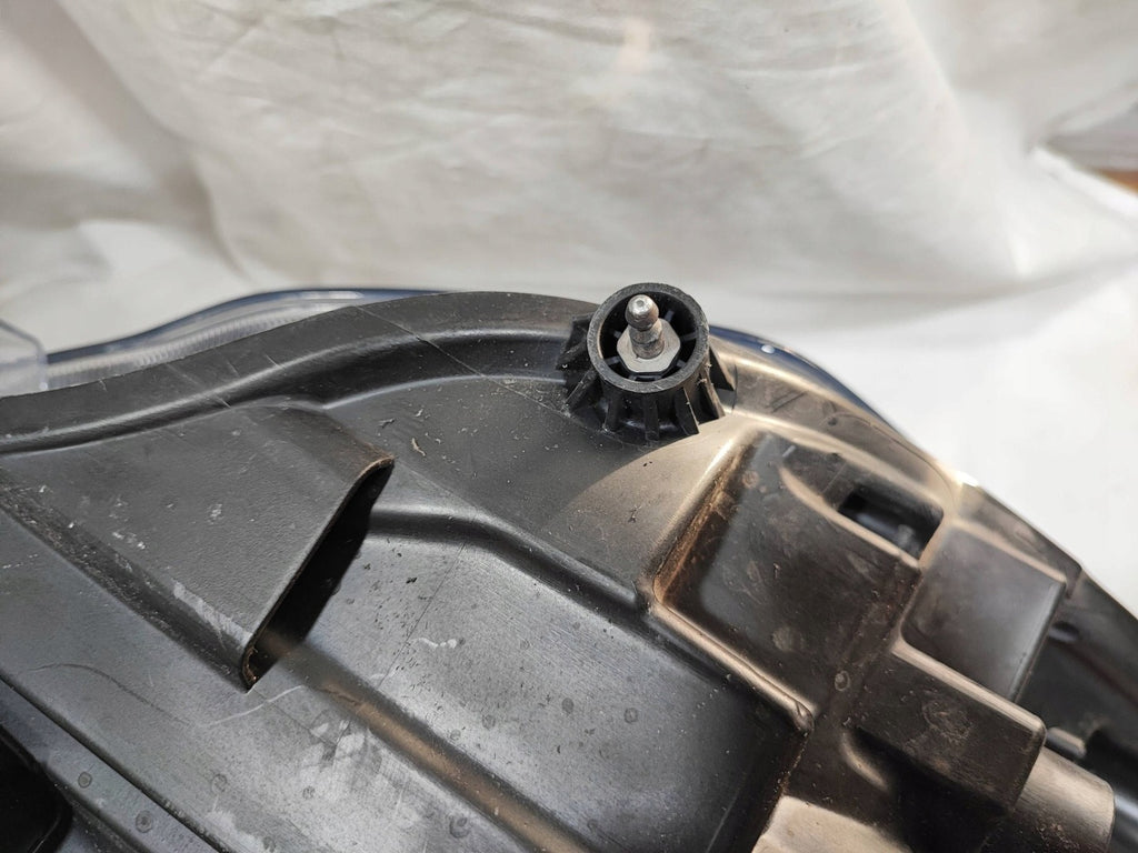 Frontscheinwerfer Ford Focus JX7B13E015CE Links Scheinwerfer Headlight SCH2881066285zt