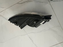 Load image into Gallery viewer, Frontscheinwerfer VW Tiguan 5N1941005C 1EL01074901 Links Scheinwerfer Headlight SCH2902841653ic