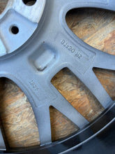Load image into Gallery viewer, 1x Alufelge 20 Zoll 8.0" 5x120 36ET 6796262 BMW Rim Wheel FEL4875859225ey
