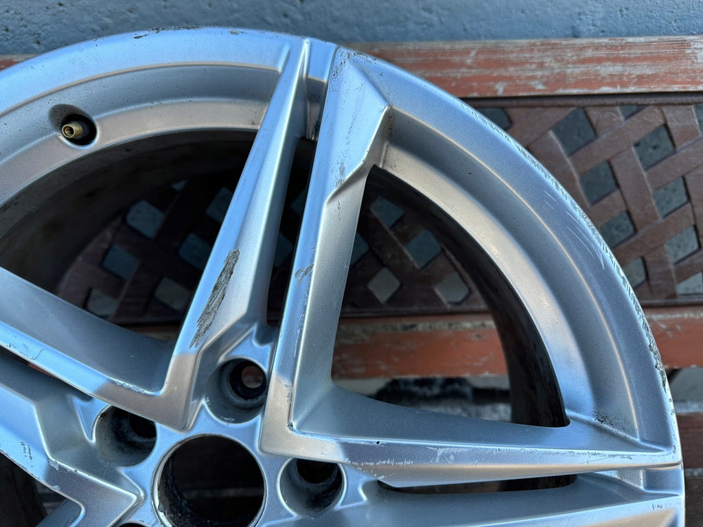 1x Alufelge 18 Zoll 8.0" 5x112 40ET 8W0601025R Audi A4 Rim Wheel
