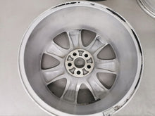 Laden Sie das Bild in den Galerie-Viewer, 1x Alufelge 17 Zoll 7.0" 5x100 45ET Glanz Silber 42611-05150-A Lexus Avensis FEL6052935430qw