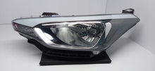 Load image into Gallery viewer, Frontscheinwerfer Hyundai I20 Ib 92101-C8000 Links Scheinwerfer Headlight