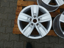 Laden Sie das Bild in den Galerie-Viewer, 4x Alufelge 17 Zoll 7.0" 5x120 55ET 7E0601025P VW T6 T5 Rim Wheel FEL5828987534rj