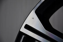 Load image into Gallery viewer, 1x Alufelge 19 Zoll 7.5" 5x108 50 5ET Glanz Schwarz 31471556 Volvo Rim Wheel FEL2398024475ju