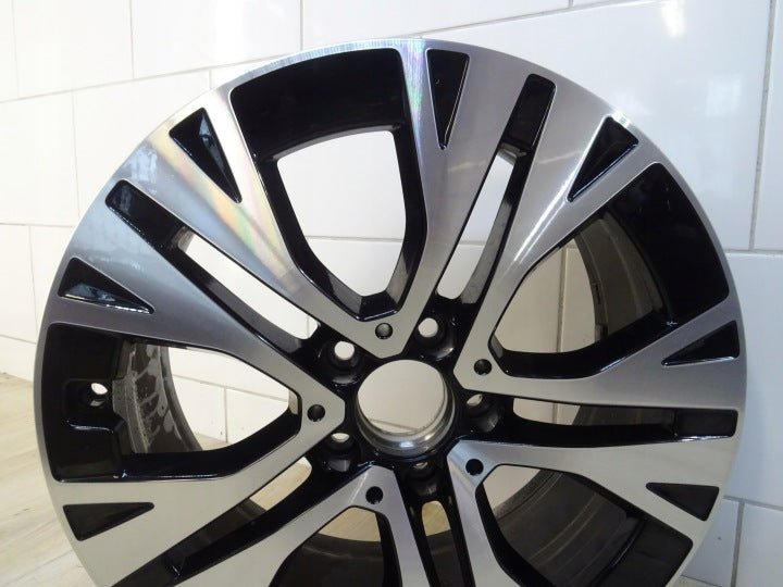 1x Alufelge 18 Zoll 7.5" 5x112 53ET Glanz Schwarz A2474015000 Mercedes-Benz W247 FEL6274103435gd