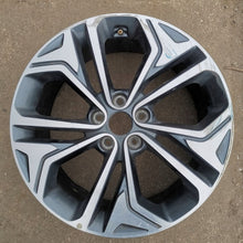 Load image into Gallery viewer, 1x Alufelge 19 Zoll 8.0" 5x114.3 51ET 52910S1330 Hyundai Santa I Fe Rim Wheel FEL3715825718at