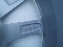Load image into Gallery viewer, 1x Alufelge 17 Zoll 7.0" 5x112 43ET Glanz Silber 8U0601025B Audi Q3 Rim Wheel FEL3481380788tc