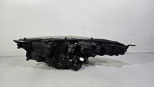 Laden Sie das Bild in den Galerie-Viewer, Frontscheinwerfer Toyota IV Yaris 214231347593 Rechts Scheinwerfer Headlight SCH5981352435gx