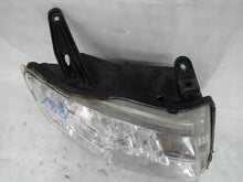 Laden Sie das Bild in den Galerie-Viewer, Frontscheinwerfer Mitsubishi Pajero IV 100-67018 Xenon Rechts Headlight