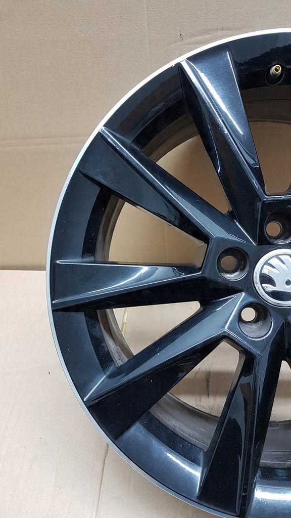 1x Alufelge 17 Zoll 7.0" 5x112 46ET 5JJ601025F Ford Fabia Rapid Rim Wheel