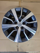Laden Sie das Bild in den Galerie-Viewer, 1x Alufelge 17 Zoll 7.0&quot; 5x108 46ET 9810098577 Toyota Proace Rim Wheel