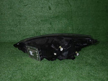 Laden Sie das Bild in den Galerie-Viewer, Frontscheinwerfer Ford Focus JX7B-13E014-CE Full LED Rechts Headlight SCH9418832703ih