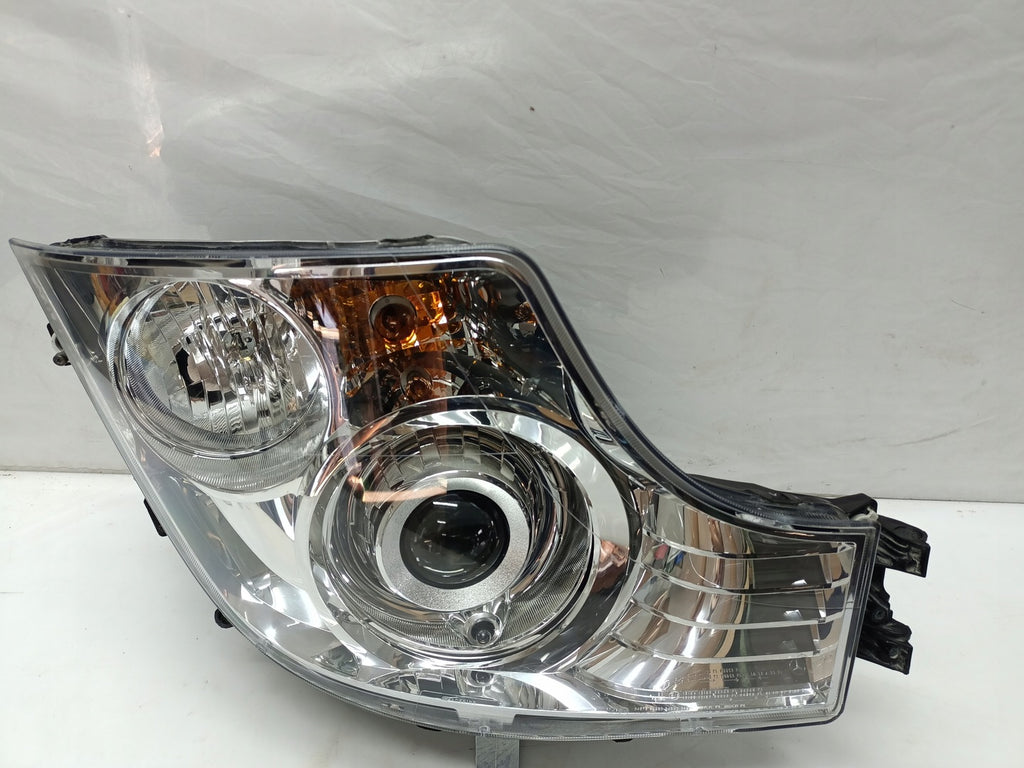 Frontscheinwerfer Mercedes-Benz A9608200739 Xenon Rechts Scheinwerfer Headlight