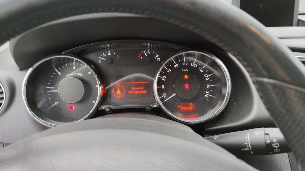 Motor Peugeot I RHE DW10CTED4 2.0 HDI 150PS 110kW Diesel Engine Unkomplett