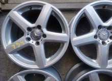 Laden Sie das Bild in den Galerie-Viewer, 4x Alufelge 16 Zoll 7.5" 5x112 50ET KBA46182 Mercedes-Benz Rim Wheel FEL3202561249pr