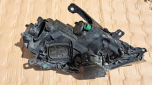 Laden Sie das Bild in den Galerie-Viewer, Frontscheinwerfer Lancia Delta III LED Ein Stück (Rechts oder Links) Headlight SCH2004742348ch