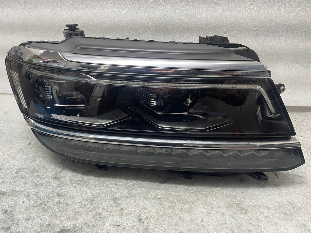 Frontscheinwerfer VW Tiguan 5NB941082B LED Rechts Scheinwerfer Headlight