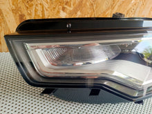 Laden Sie das Bild in den Galerie-Viewer, Frontscheinwerfer Audi A6 C7 4G0941043J Bi-Xenon Ein Stück (Rechts oder Links) SCH2523033614yq