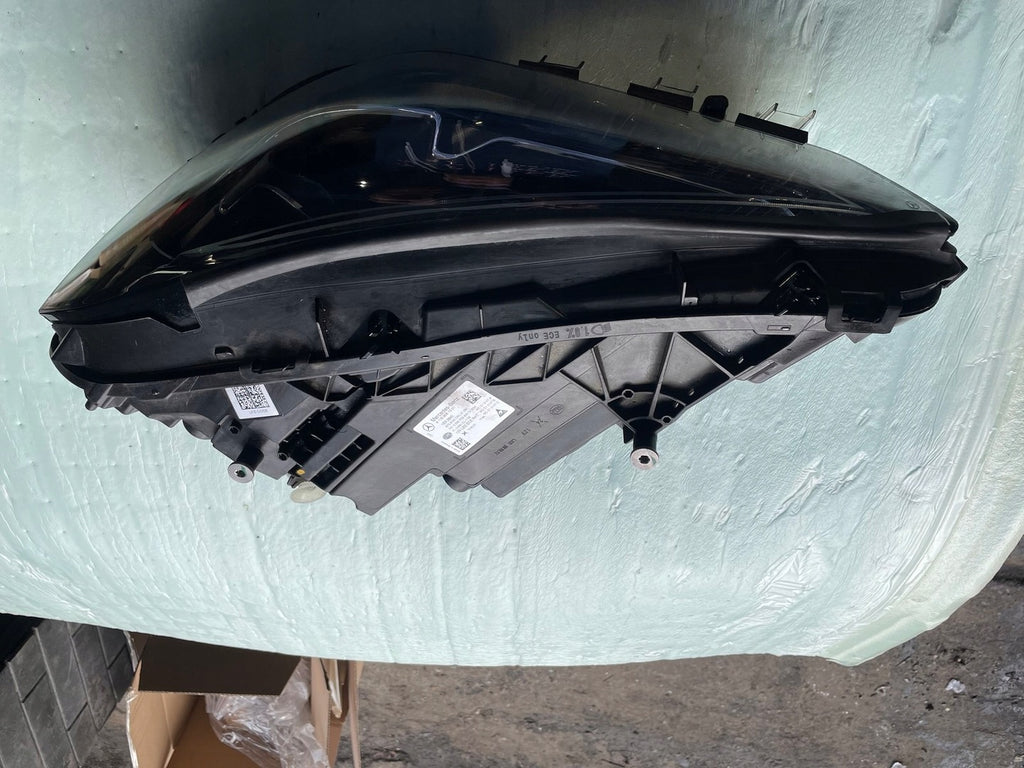 Frontscheinwerfer Mercedes-Benz Cla A1189061301 A1189061401 Rechts oder Links SCH5240777391su