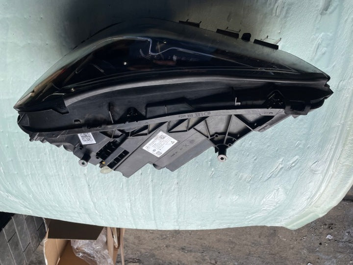Frontscheinwerfer Mercedes-Benz Cla A1189061301 A1189061401 Rechts Headlight SCH5240777391su