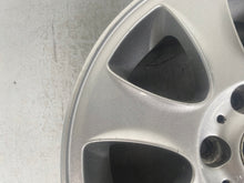 Load image into Gallery viewer, 1x Alufelge 16 Zoll 7.0" 5x120 44ET Glanz Silber 6769402 BMW 1 Coupe E87 FEL2961166825la