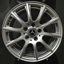 Laden Sie das Bild in den Galerie-Viewer, 4x Alufelge 16 Zoll 6.5" 5x112 38ET Glanz Silber A2054012400 Mercedes-Benz W205 FEL9345503988ts