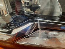 Laden Sie das Bild in den Galerie-Viewer, Frontscheinwerfer Renault Kangoo E-Tech 260110108R Rechts Scheinwerfer Headlight SCH7421814451px