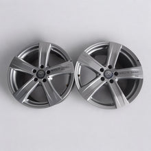 Laden Sie das Bild in den Galerie-Viewer, 1x Alufelge 18 Zoll 8.5&quot; 5x112 38ET Glanz Silber Mercedes-Benz Rim Wheel
