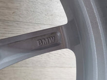Laden Sie das Bild in den Galerie-Viewer, 1x Alufelge 17 Zoll 5x112 6883520 BMW 3 G21 G20 Rim Wheel FEL3217824822hm