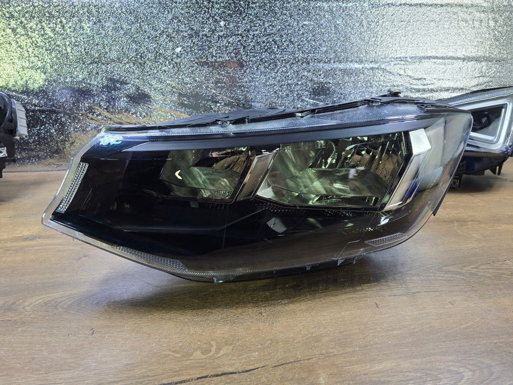 Frontscheinwerfer VW Caddy 2K8941005D Links Scheinwerfer Headlight SCH7745746148ht