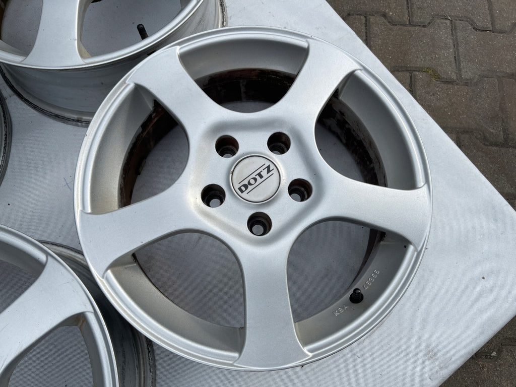 4x Alufelge 16 Zoll 6.5" 5x114.3 40ET Nissan Rim Wheel FEL7038495241dz