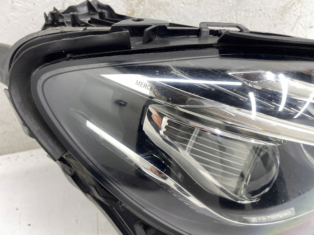 Frontscheinwerfer Mercedes-Benz W213 A2139064004 LED Rechts Headlight SCH8049100330od