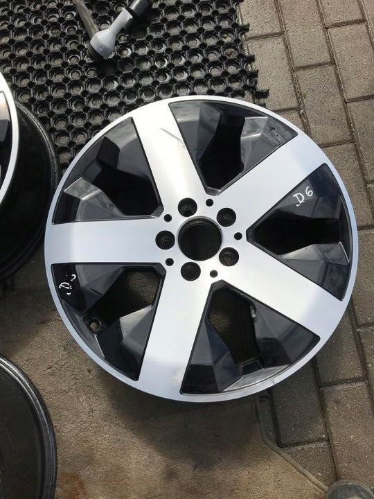 1x Alufelge 18 Zoll 7.5" 5x112 53ET Glanz Grau A2474012800 Mercedes-Benz W247 FEL2390474970rg