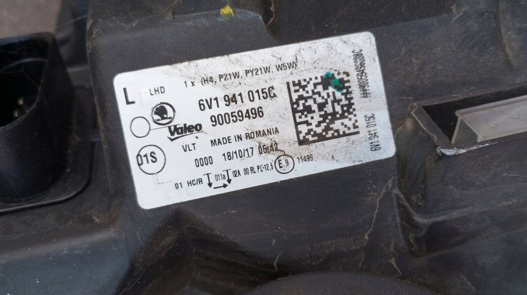 Frontscheinwerfer Skoda Fabia III 6V1941015C Links Scheinwerfer Headlight