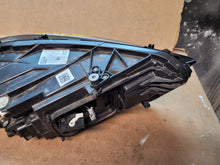 Laden Sie das Bild in den Galerie-Viewer, Frontscheinwerfer Mercedes-Benz W177 A1779063705 LED Rechts oder Links SCH2597595475ok