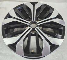 Load image into Gallery viewer, 1x Alufelge 18 Zoll 7.5" 5x114.3 45ET 403007567R Renault Talisman Megane Iv FEL7510223774or
