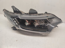 Laden Sie das Bild in den Galerie-Viewer, Frontscheinwerfer Mitsubishi Outlander III 8301D3-32 LED Rechts Headlight