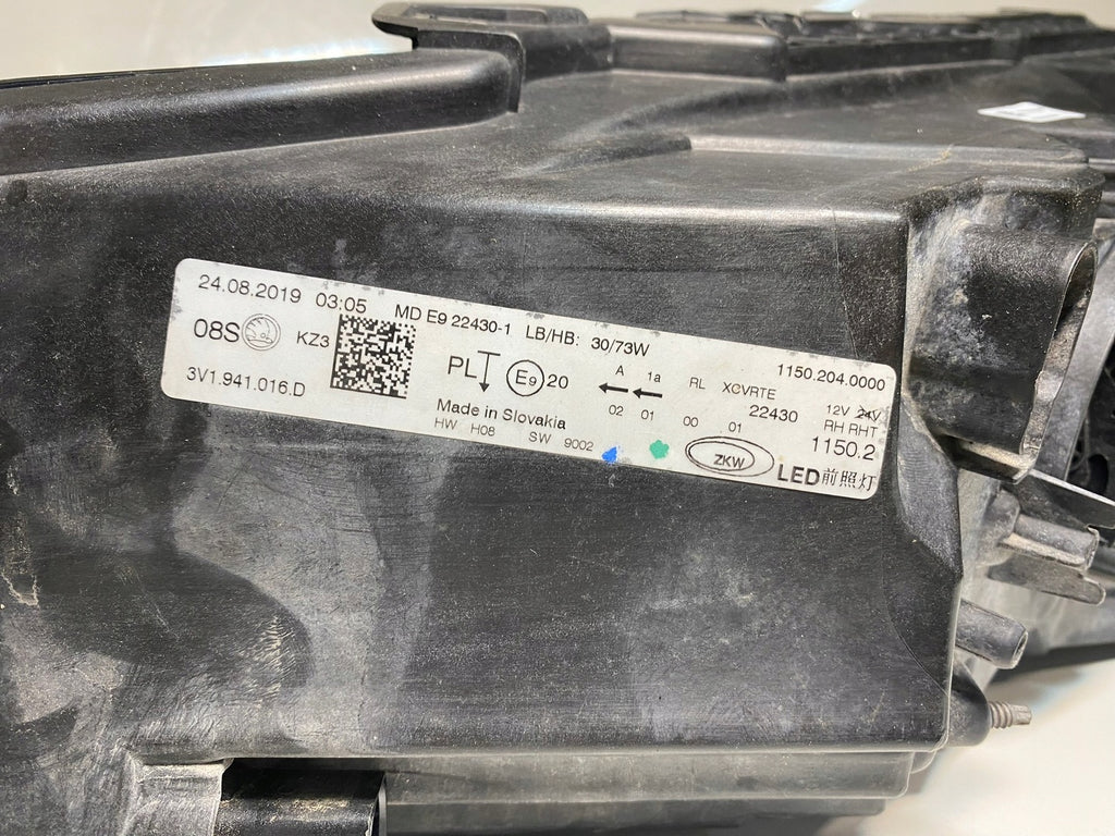 Frontscheinwerfer Skoda Superb III 3V1941016D Full LED Rechts Headlight