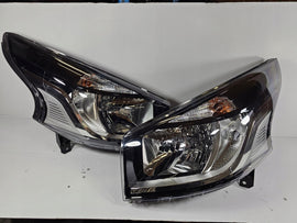 Frontscheinwerfer Renault Trafic III 260608912R 260105469R Ein Satz Headlight SCH3657253951ss