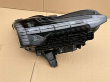Laden Sie das Bild in den Galerie-Viewer, Frontscheinwerfer Volvo 80000628 Full LED Rechts Scheinwerfer Headlight SCH6605337336ap
