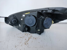 Laden Sie das Bild in den Galerie-Viewer, Frontscheinwerfer Ford Fiesta H1BB-13W029-AE Rechts Scheinwerfer Headlight