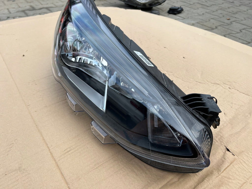 Frontscheinwerfer Ford Focus MX7B-13E014-CC LED Rechts Scheinwerfer Headlight