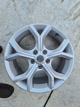 Laden Sie das Bild in den Galerie-Viewer, 1x Alufelge 17 Zoll 7.0" 5x114.3 35ET Glanz Silber 403006PA1A Nissan Juke FEL1780847012uy
