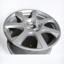 Load image into Gallery viewer, 1x Alufelge 17 Zoll 8.0&quot; 5x112 39ET Glanz Silber 8R0601025G Audi A5 Q5 Rim Wheel