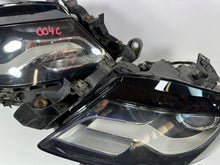 Laden Sie das Bild in den Galerie-Viewer, Frontscheinwerfer Audi A4 8K0941003C 8K0941004C Ein Stück (Rechts oder Links)