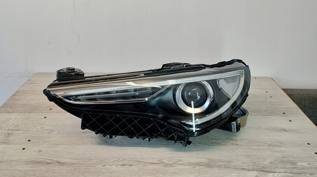 Frontscheinwerfer Alfa Romeo Stelvio 00505639620 Xenon Links Headlight SCH6325277465yj