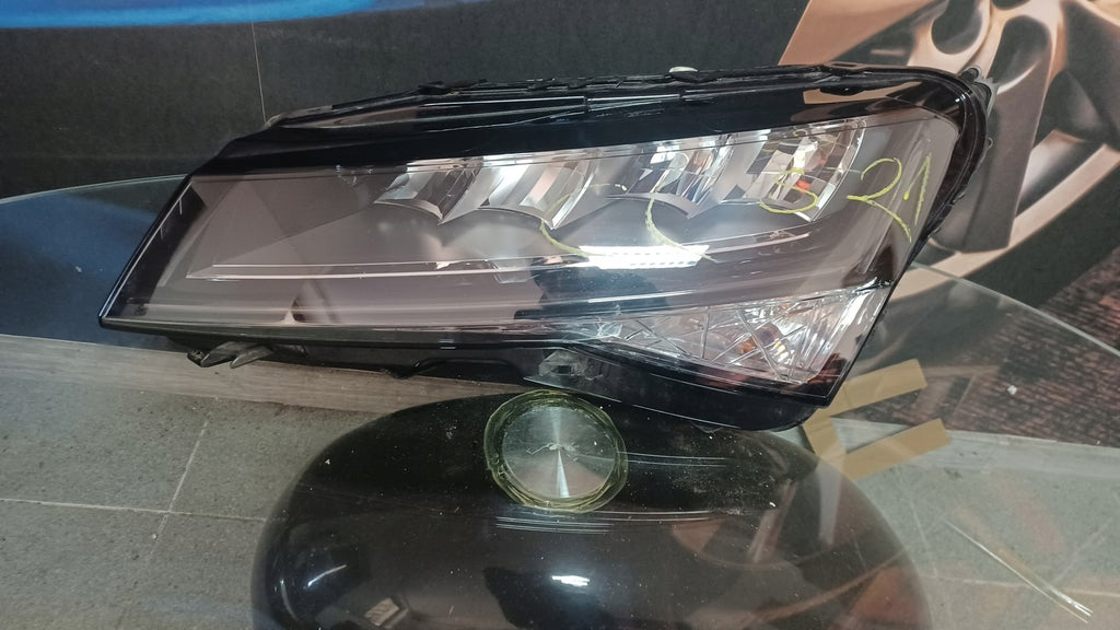Frontscheinwerfer Skoda Superb III 3V1941015C LED Links Scheinwerfer Headlight SCH1723088035ps